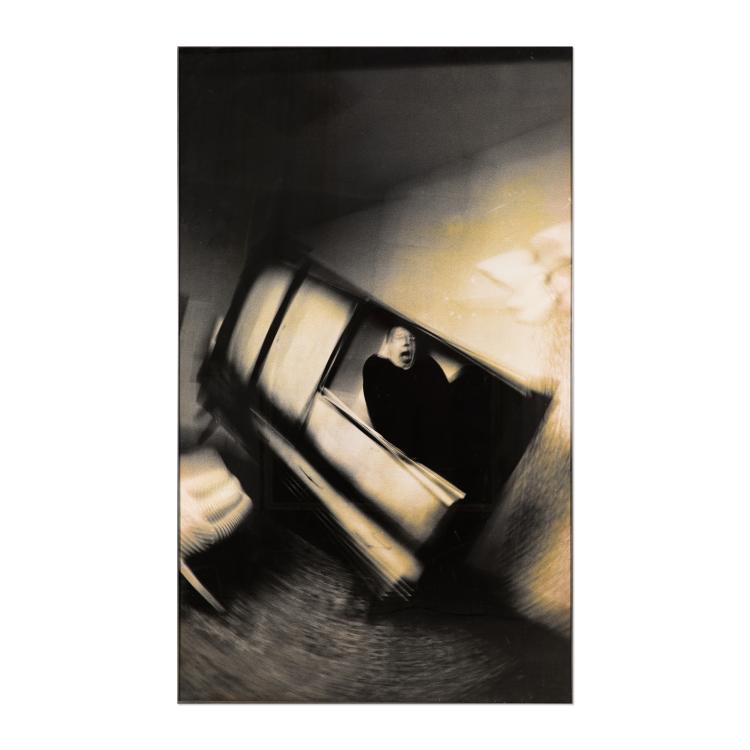Bild 1 zu Objekt, Photograph from the series 'Im Wahnzimmer', 1984, K-17 342