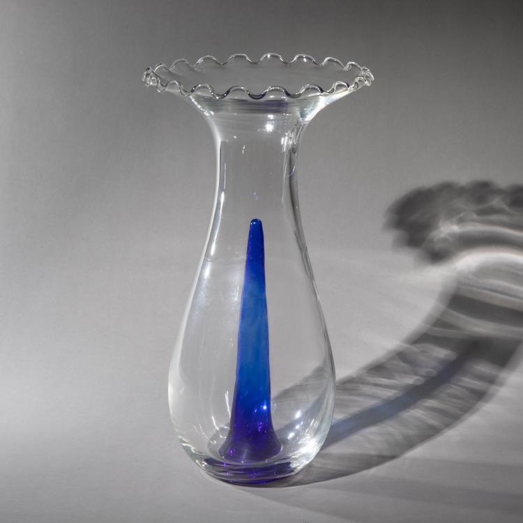 Hauptbild zu Objekt, Wendevase Modell Gilbert aus der 'Follies'-Serie, Philippe Starck, Driade, Corsico, K-17 651