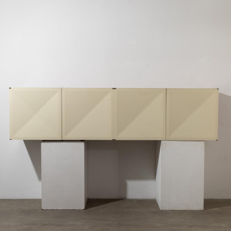 Bild 1 zu Objekt, H&auml;ngesideboard Modell Pointe de Diamant, Jacqueline Lecoq,Antoine Philippon, Behr, K-17 440