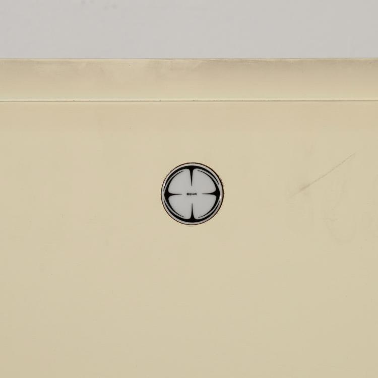 Bild 4 zu Objekt, H&auml;ngesideboard Modell Pointe de Diamant, Jacqueline Lecoq,Antoine Philippon, Behr, K-17 440