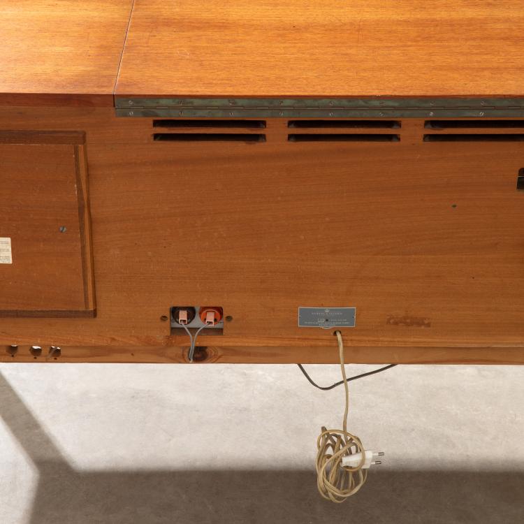 Bild 1 zu Objekt, Musikm&ouml;bel B&O Beomaster 1200 RG, Bang & Olufsen, K-17 484