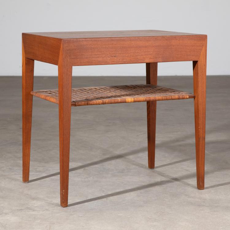 Bild 2 zu Objekt, Beistelltisch / Nachttisch, Severin Hansen jr., Haslev M&oslash;belsnedkeri, D&auml;nemark, K-17 476