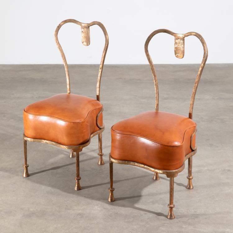 Hauptbild zu Objekt, 2 niedrige St&uuml;hle / Chauffeuses Modell Osselet, Eric Schmitt, Studio Eric Schmitt, 