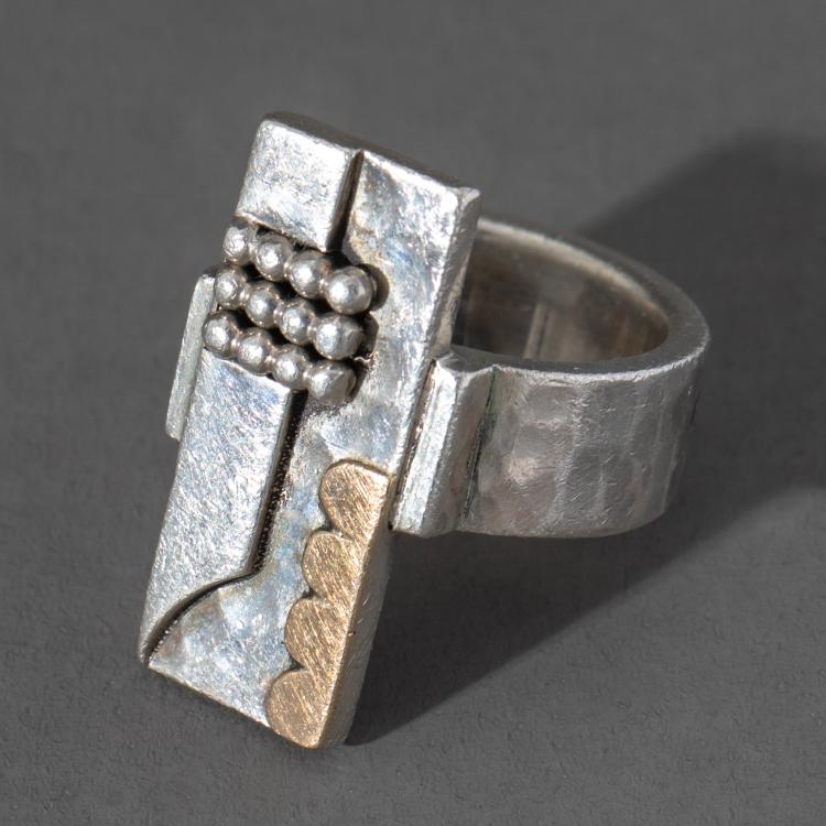 Hauptbild zu Objekt, Ring, Jean Despr&eacute;s, Despr&eacute;s, Jean, K-17 140