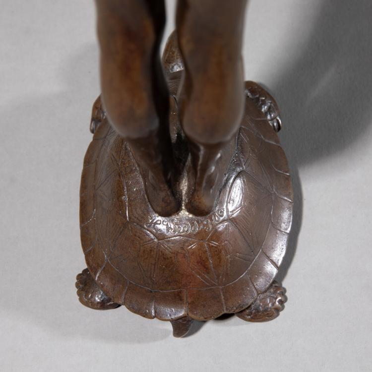 Bild 5 zu Objekt, Bronzefigur 'J&uuml;ngling auf Schildkr&ouml;te', K-17 221