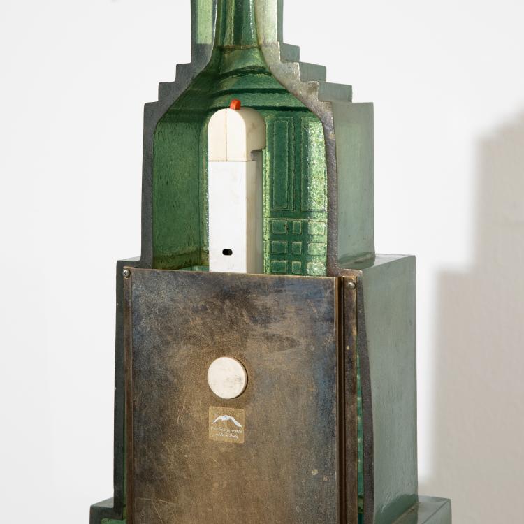 Bild 3 zu Objekt, Lichtobjekt / Stehleuchte Empire State Building, Lisolachenonc&eacute;, K-17 550