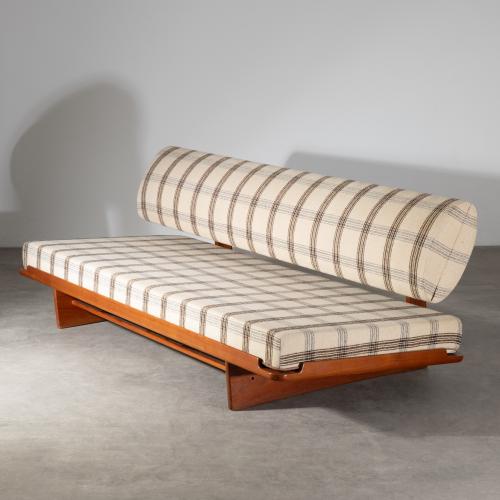 Sofa / Daybed