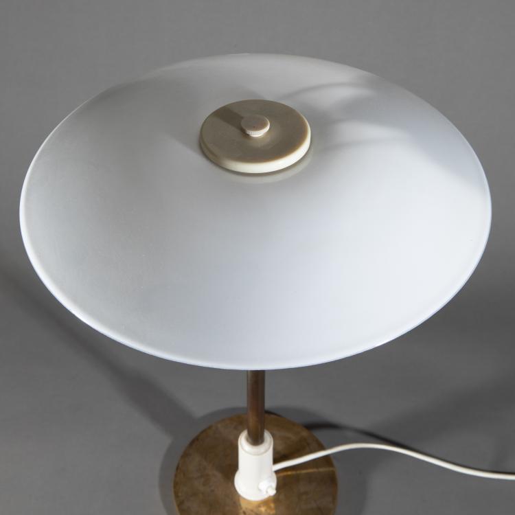 Bild 2 zu Objekt, Tischleuchte Modell PH 3,5/2, Poul Henningsen, Louis Poulsen, K-17 452