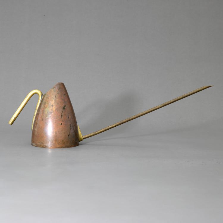 Bild 2 zu Objekt, Gie&szlig;kanne, Carl Aub&ouml;ck, Werkst&auml;tten Carl Aub&ouml;ck, K-17 429