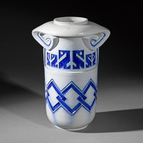 Henkelvase