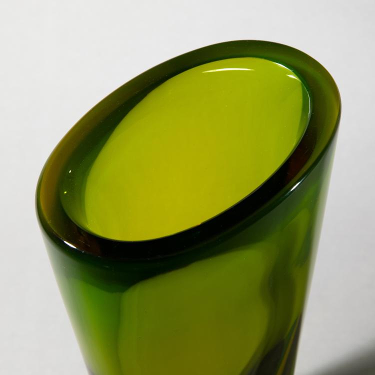 Bild 4 zu Objekt, Vase Modell Sommerso verde giallo, Flavio Poli, Seguso, Murano, K-17 169