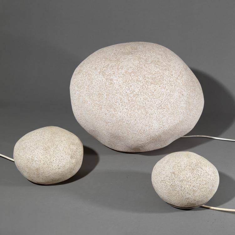 Bild 1 zu Objekt, 3 Bodenleuchten Modell Moon Rock Lamp / Dora, Andr&eacute; Cazenave, Roland Jamois, Disderot, K-17 442