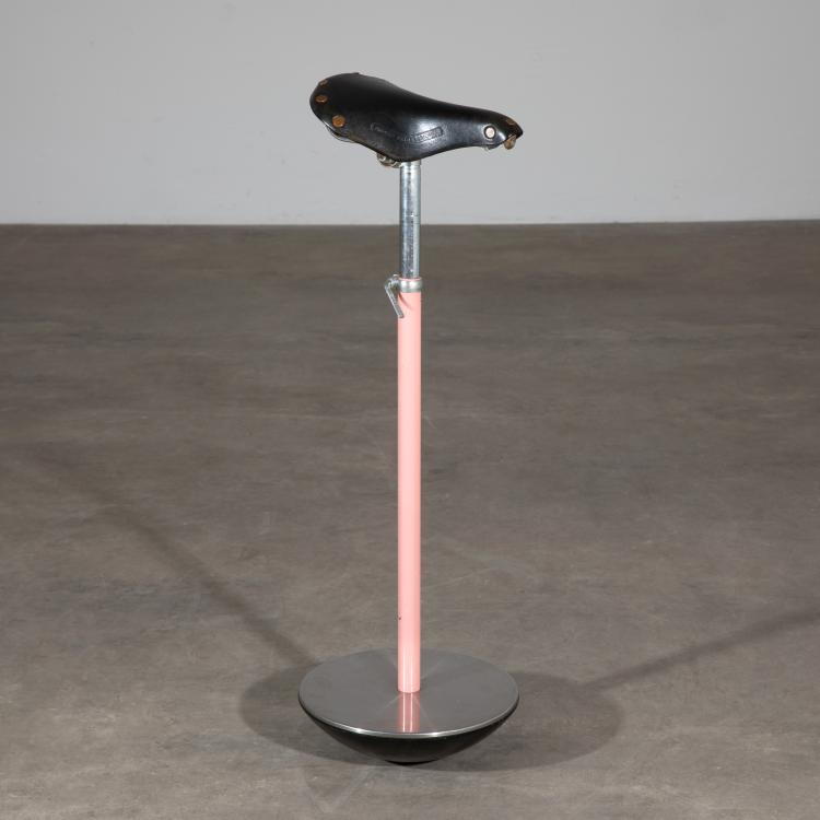 Hauptbild zu Objekt, Sitz / Stehhilfe Modell Sella, Achille Castiglioni,Pier Giacomo Castiglioni, Zanotta, K-17 513