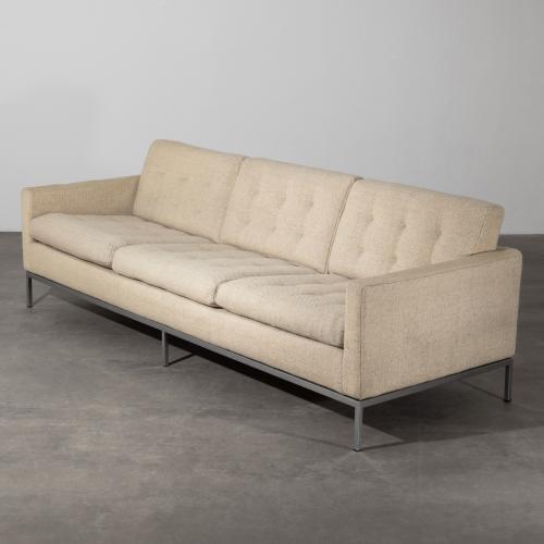 Dreier Lounge Sofa
