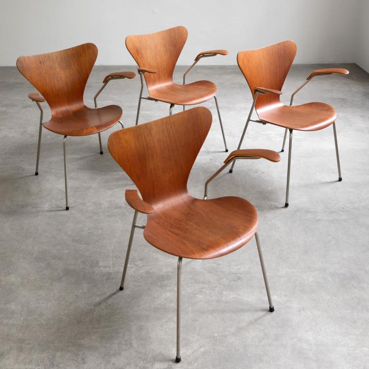 Hauptbild zu Objekt, 4 Armlehnst&uuml;hle Modell 3207, Arne Jacobsen, Fritz Hansen, Aller&oslash;d, K-18 528