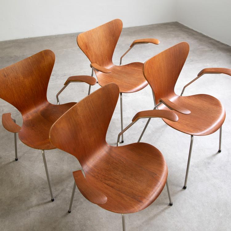 Bild 1 zu Objekt, 4 Armlehnst&uuml;hle Modell 3207, Arne Jacobsen, Fritz Hansen, Aller&oslash;d, K-18 528