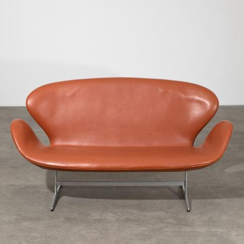 Zweisitzer-Sofa Modell Swan