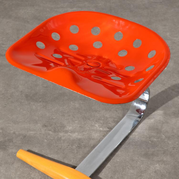 Bild 5 zu Objekt, Mezzadro Stool and Book Castiglioni - Meister des Design der Gegenwart, Achille Castiglioni, Zanotta, Mailand, K-18 612