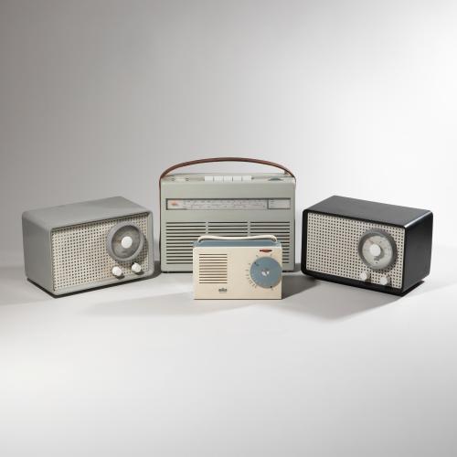 4 Radios