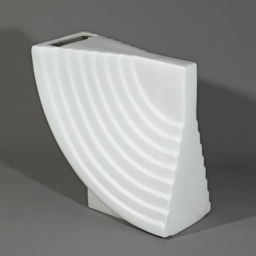 Vase Model Yantra Y31