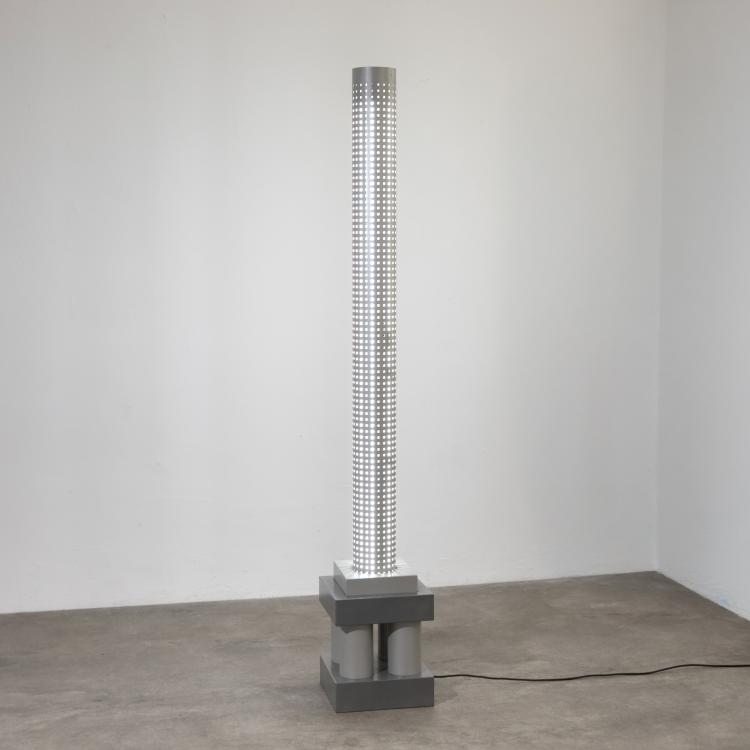 Hauptbild zu Objekt, Floor lamp model Chicago Tribune, Matteo Thun, Bieffeplast, K-18 650
